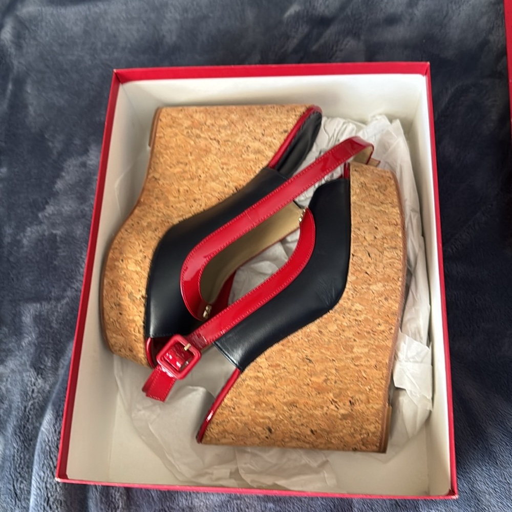Carolina Herrera red blue wedges size 37